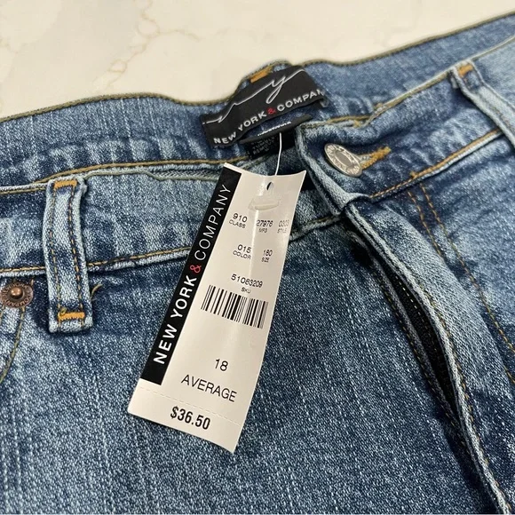New York & Company Denim Blue Jeans Average Bootcut Size 18 - Picture 4 of 12